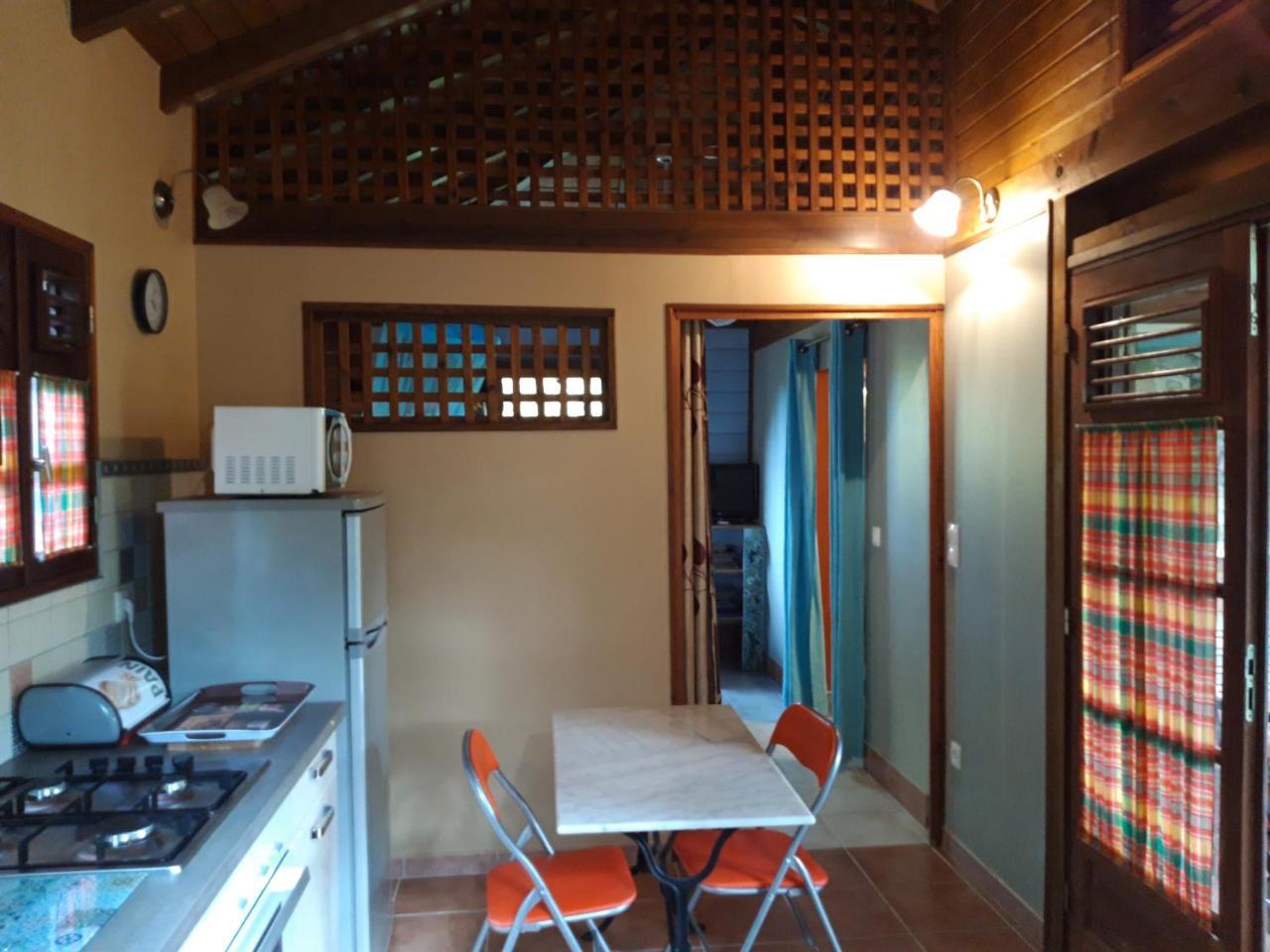 Les Fougeres Villa Baie-Mahault Exterior photo